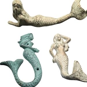 Metal mermaids towel hooks
